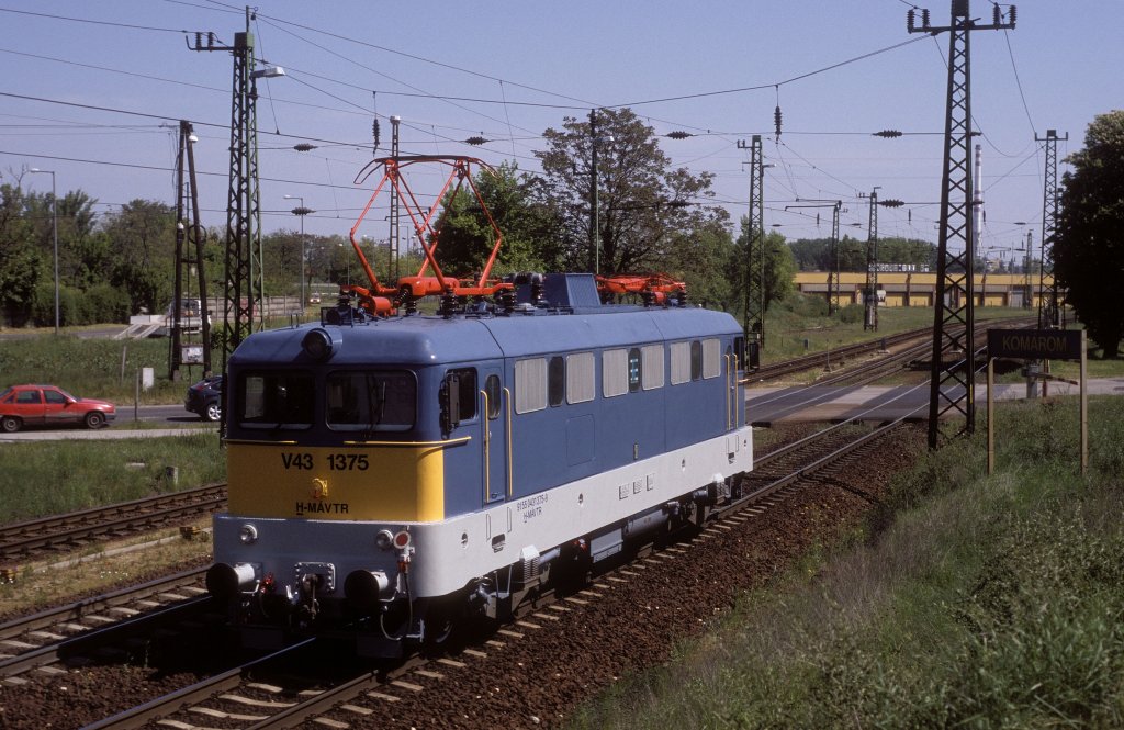 V43 1375  Komarom  06.05.11