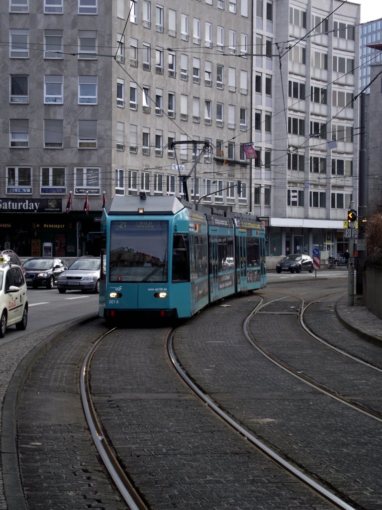 VGF R-Wagen auf der Linie 21 am 03.03.13 in Frankfurt am Main 