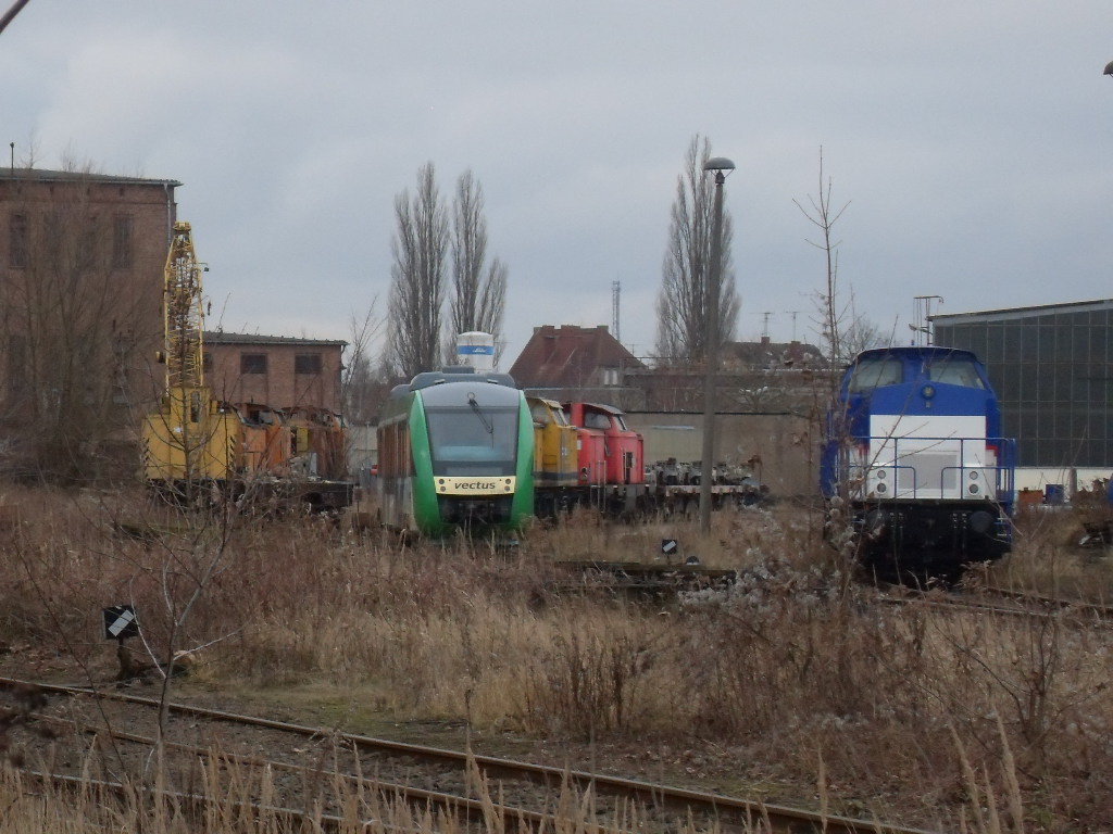 Viele V100er abgestellt in Stendal.
