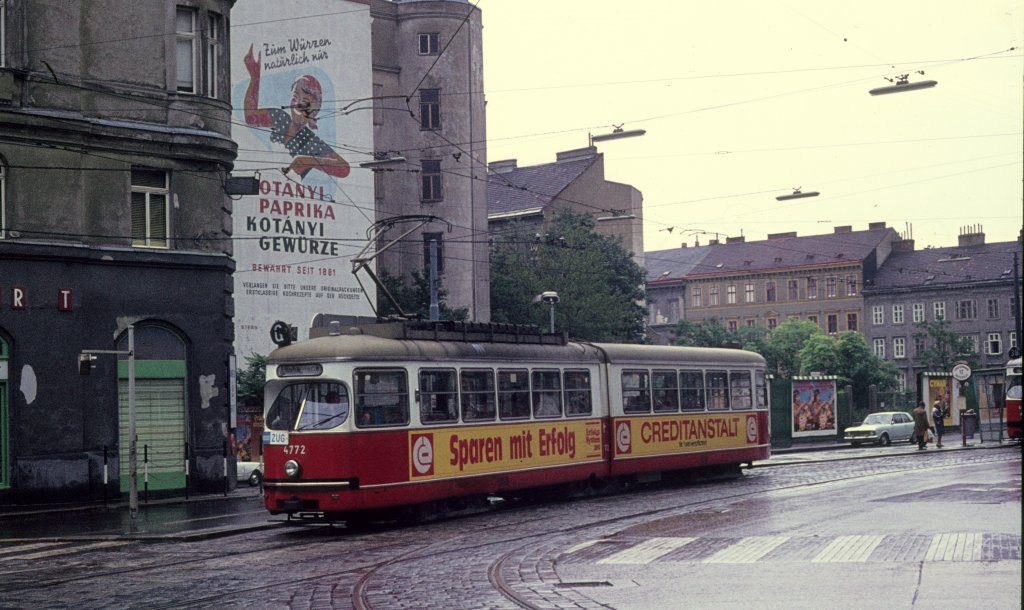 Wien Wiener Stadtwerke-Verkehrsbetriebe (WVB) SL G2/ (E1 4772 (SGP 1972)) IX, Alsergrund, Nußdorfer Straße / Gürtel am 21. Juli 1974. - Scan eines Diapositivs. Film: AGFA CT 18. Kamera: Minolta SRT-101.
