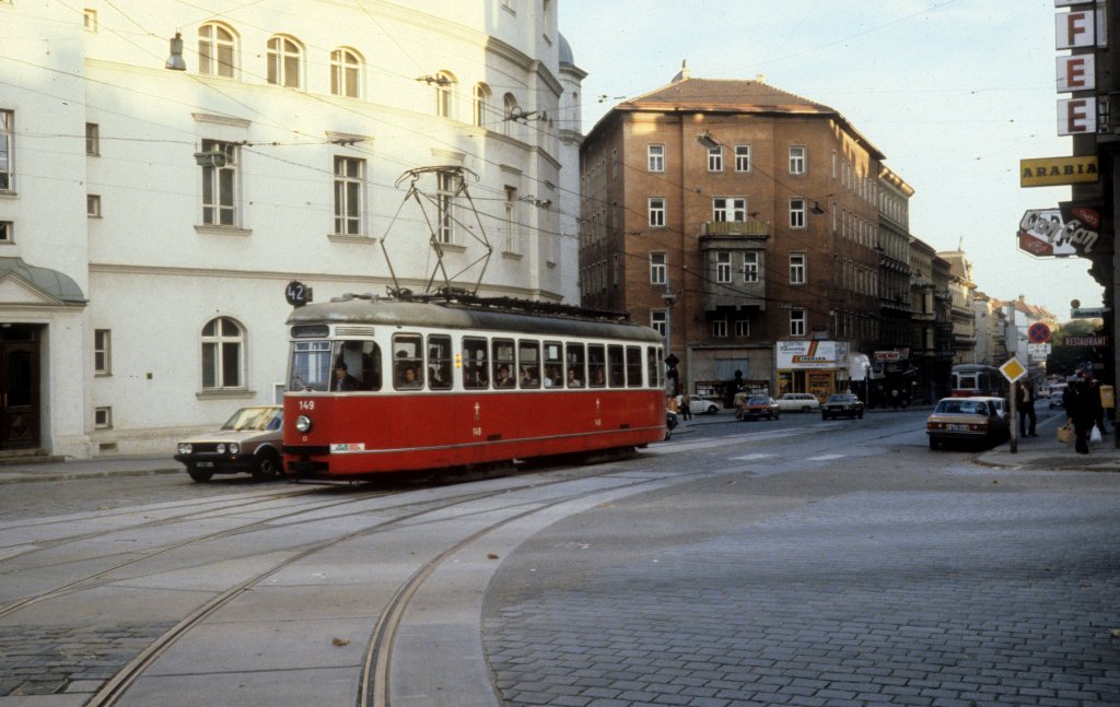 Wien WVB SL 42 (C1 149) Whringer Strasse / Volksoper / Whringer Grtel im Oktober 1979.