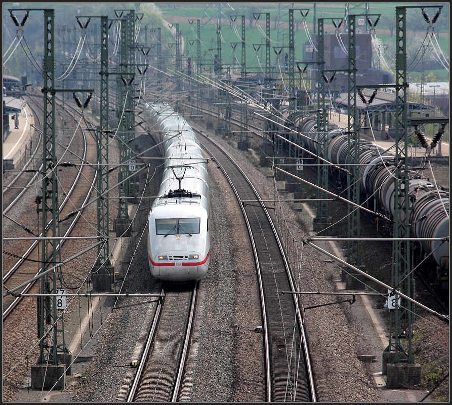 Zugdurchfahrt -

Vaihingen/Enz. 12.04.2009 (M)