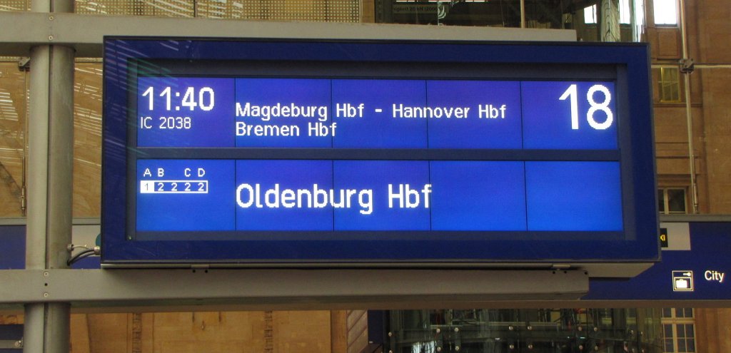 Zugzielanzeiger des IC 2038 nach Oldenburg Hbf, in Leipzig Hbf; 09.06.2011