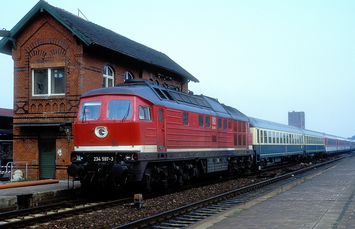  234 597  Brandenburg  09.10.94