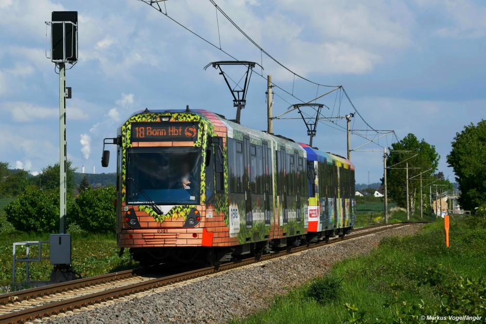 0361 als Linie 18 auf dem Weg nach Bonn in Walberberg am 12.05.2020.