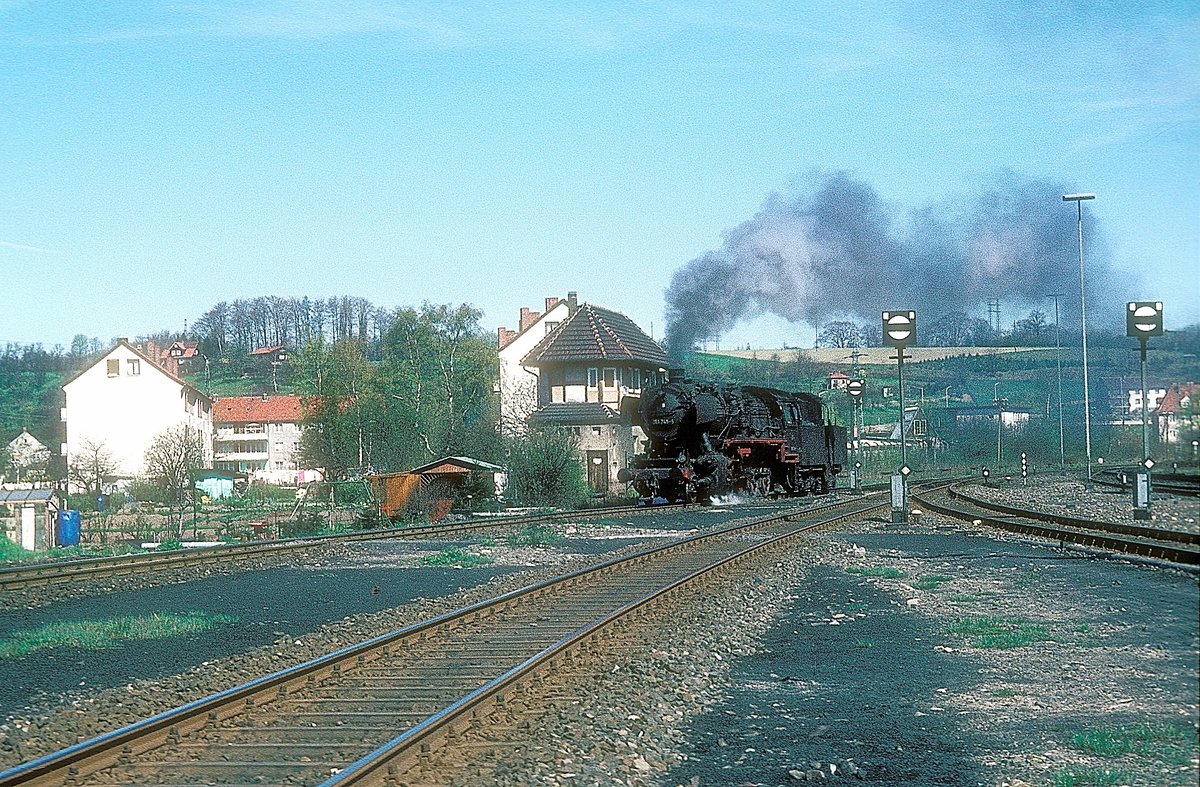 051 745   Herzberg  20.04.76