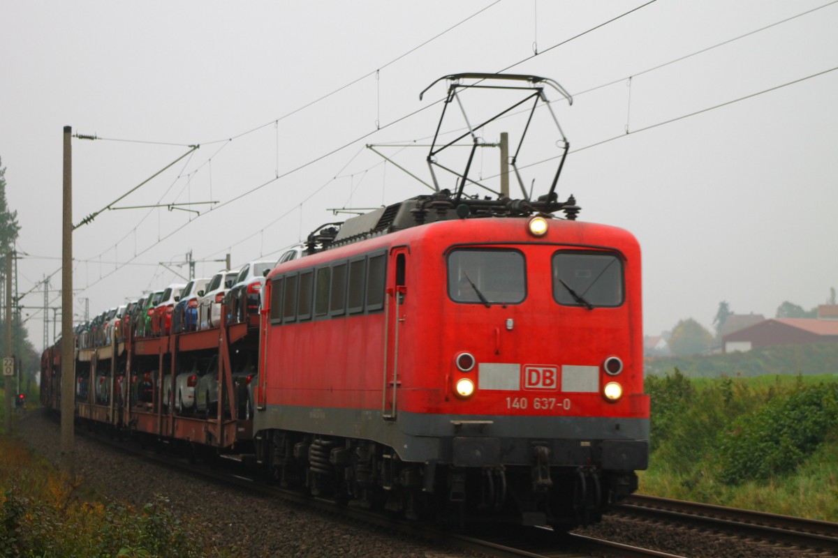 07.10.2015: Hier konnte ich 140 637-0 mit einem Mischzug bei der Durchfahrt von Königslutter.