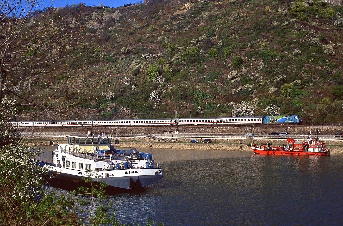 101 ..., Loreleyhafen, 07.04.2002.
