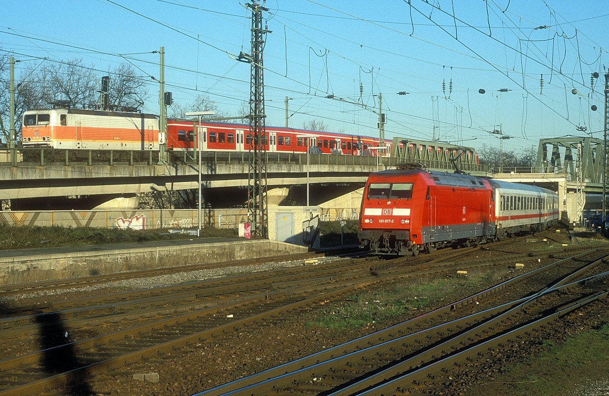  101 017  Köln - Deutz  02.03.02