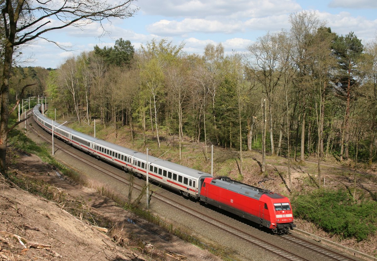 101 035 mit IC 2226 (Passau Hbf–Kln–Kiel Hbf) am 04.05.2016 zwischen Klecken und Hittfeld