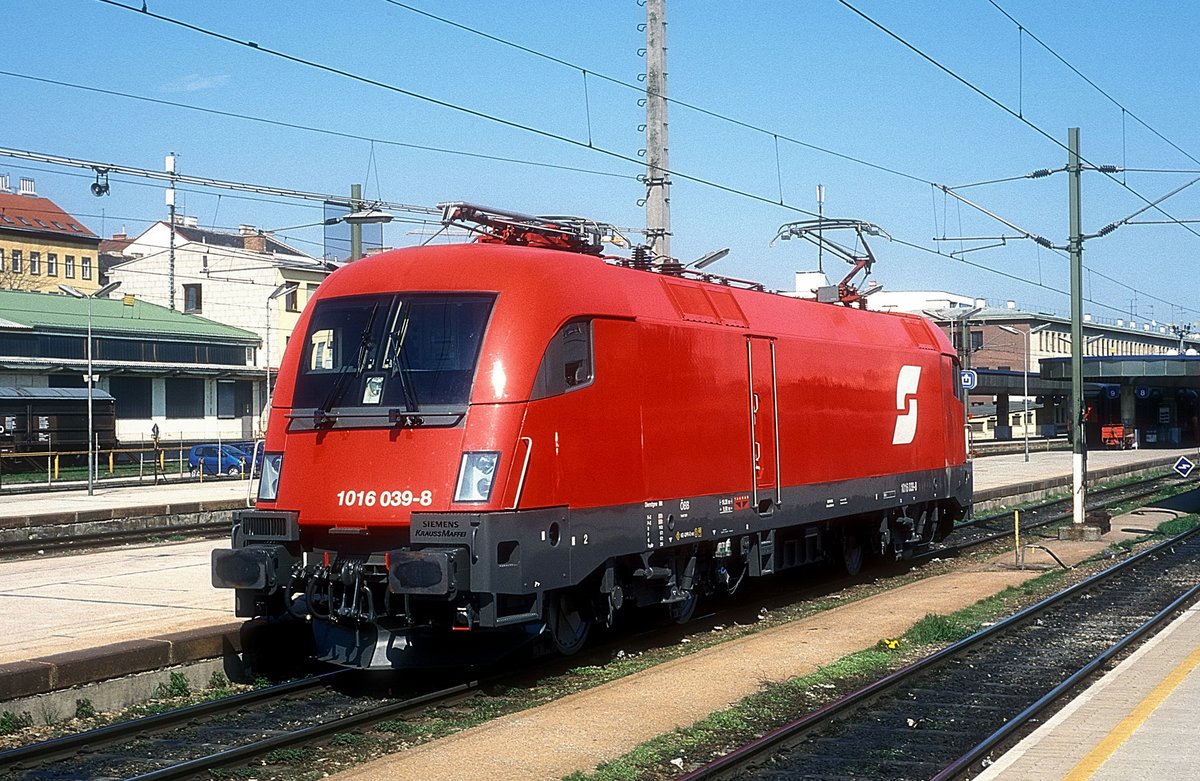 1016 039  Wien - West  05.04.01 