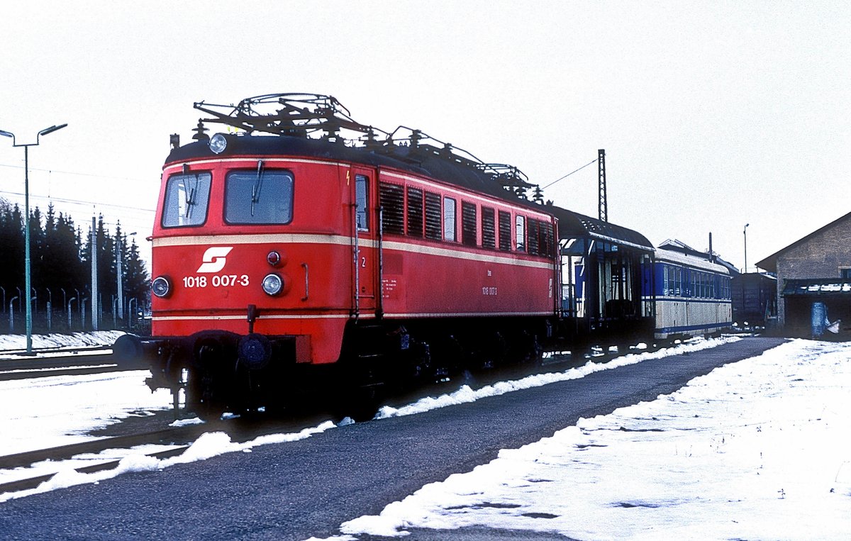 1018 007  Linz  07.03.88