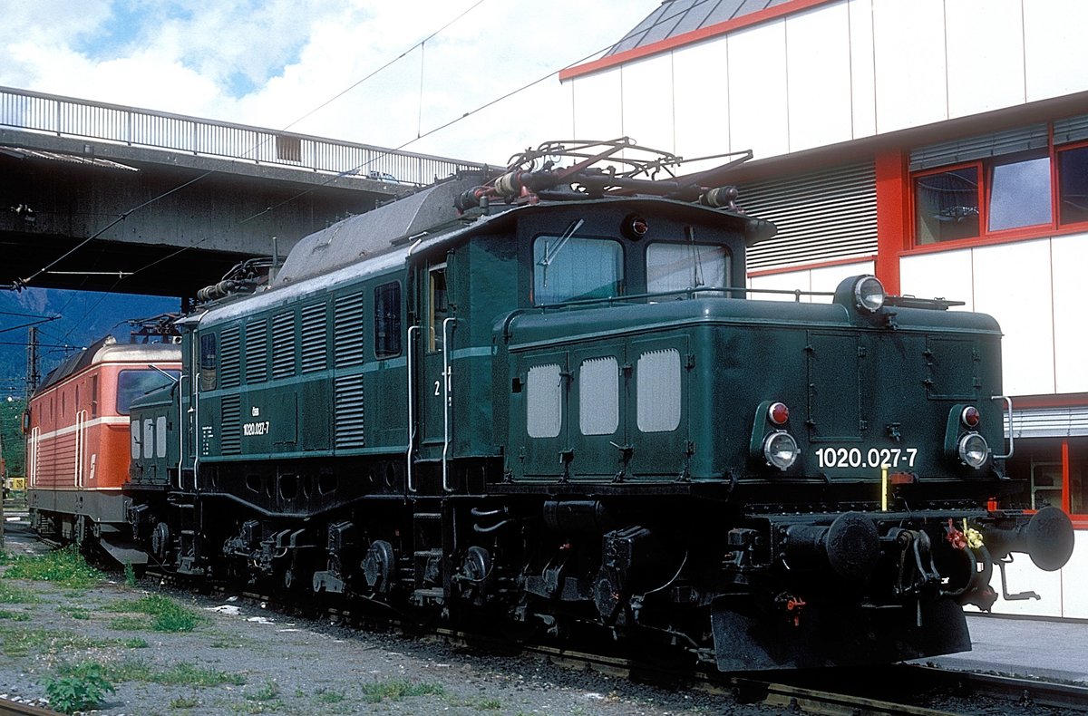 1020 027  Innsbruck  03.06.92