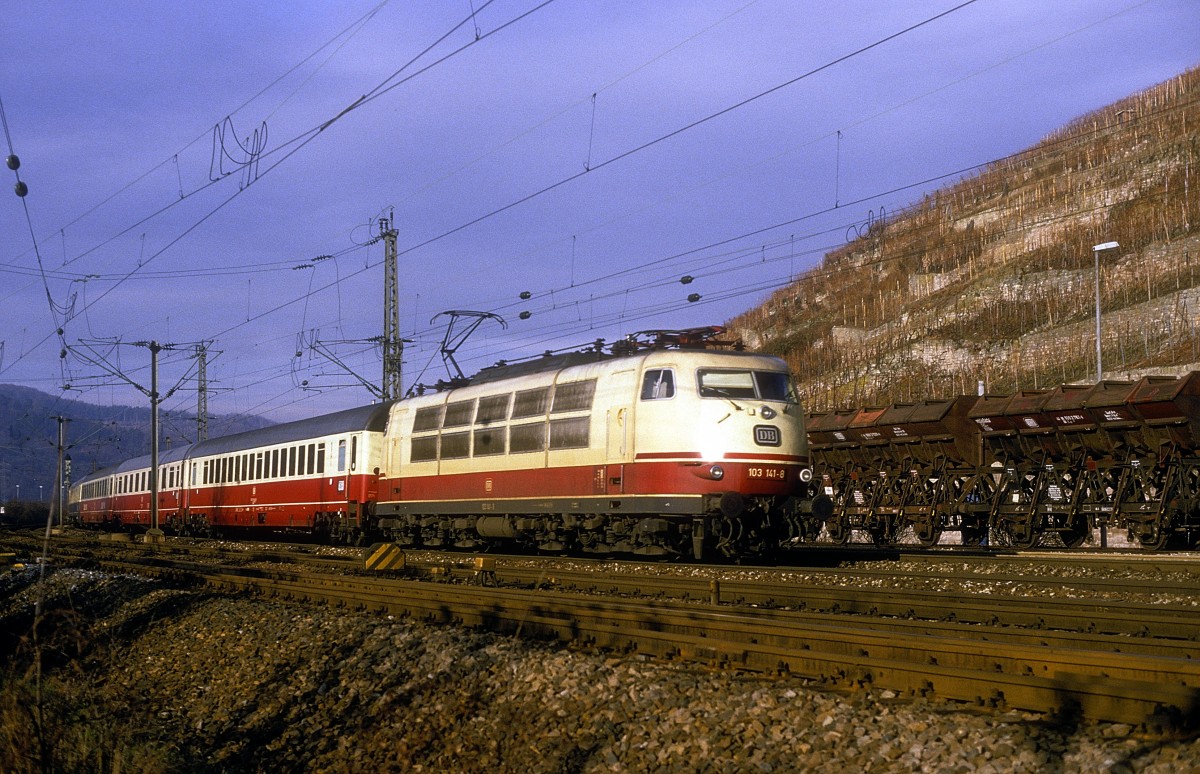 103 141  Esslingen  10.01.88