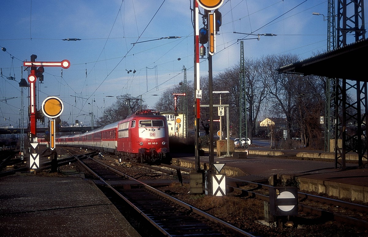 103 145  Hanau  11.01.98