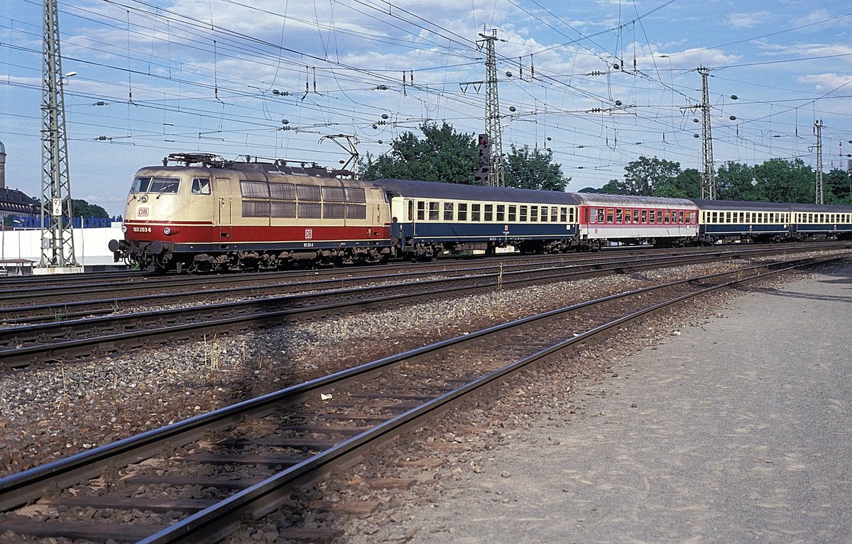 103 203  Würzburg  08.06.94