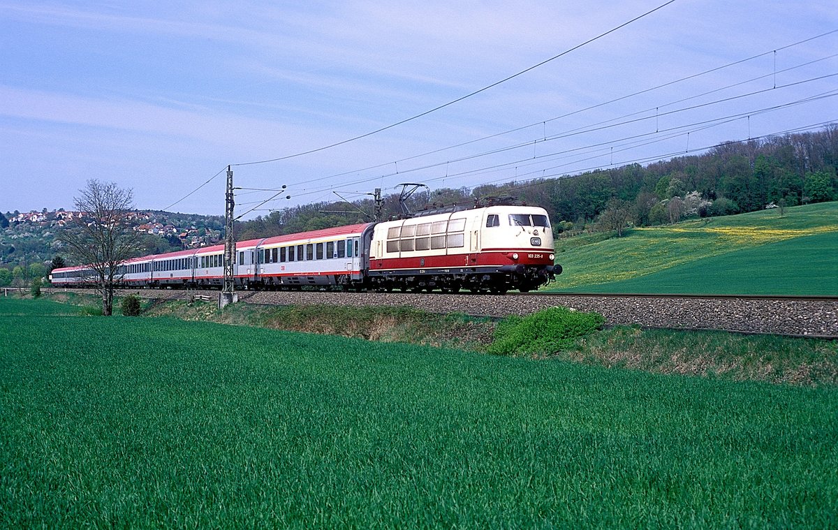  103 235  Uhingen  13.04.14