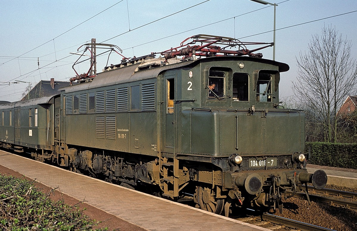 104 018  Bösensell  21.04.80