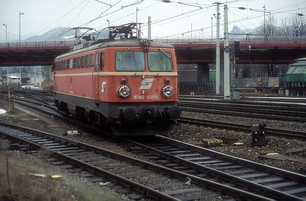 1042 505  Salzburg  28.12.04