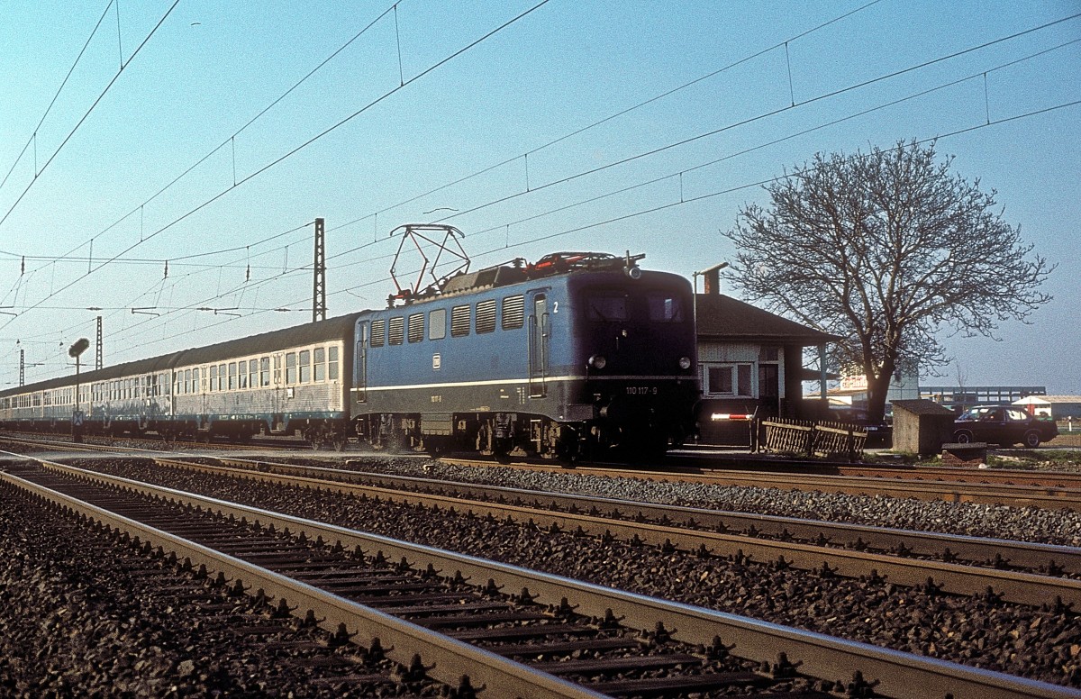  110 117  Troisdorf  15.04.82