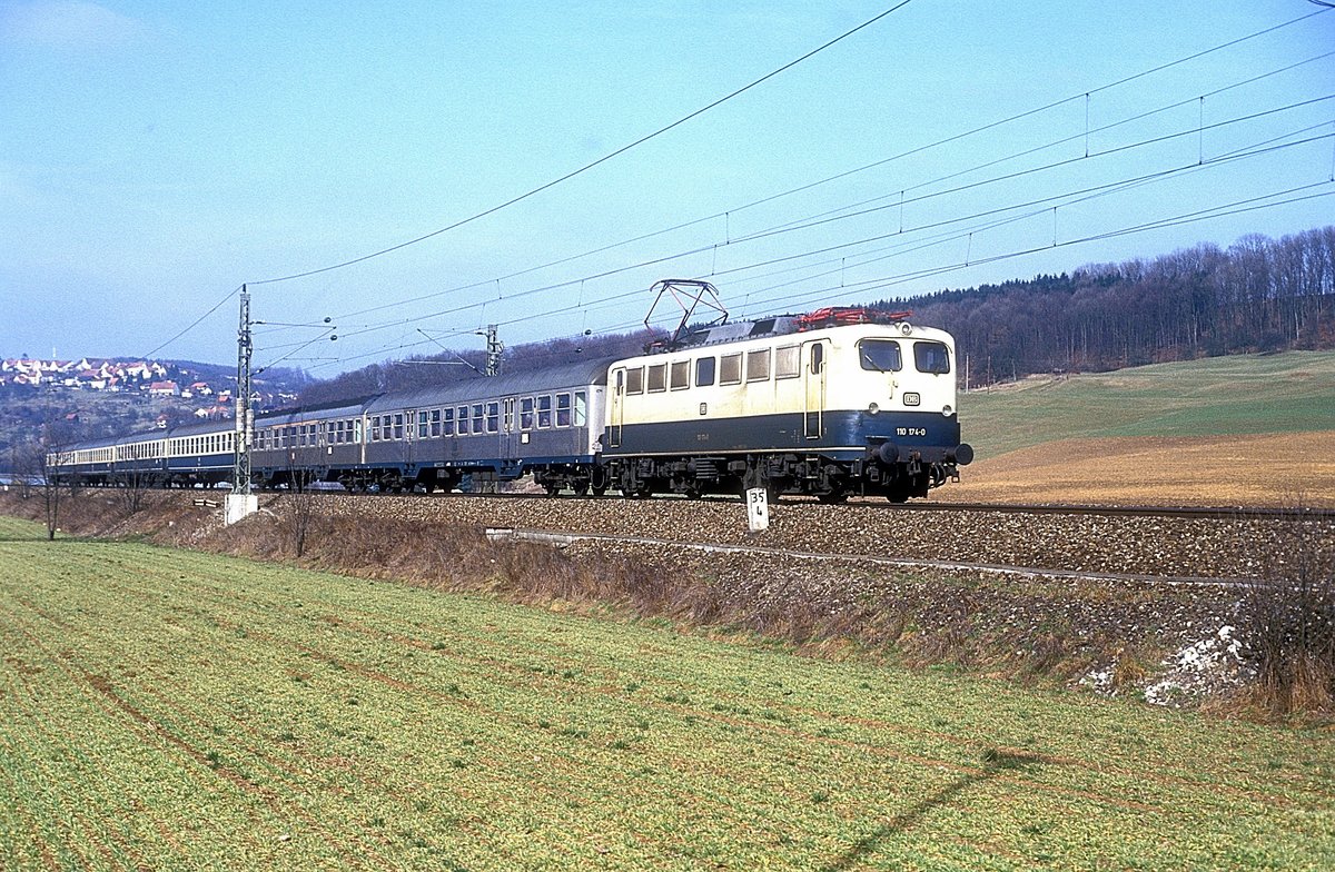 110 174  Uhingen  24.02.92