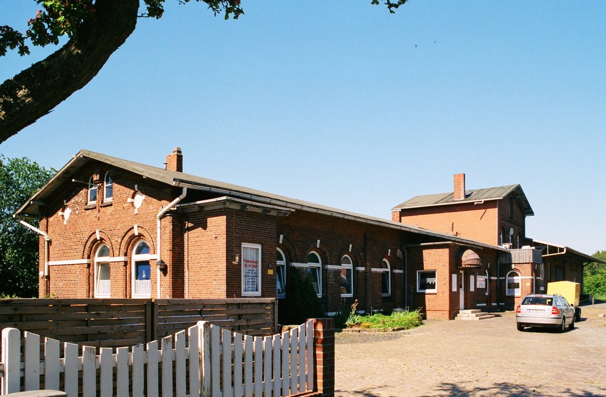 11.06.2006 Bahnhof in Hemme/ Schleswig-Holstein.. 