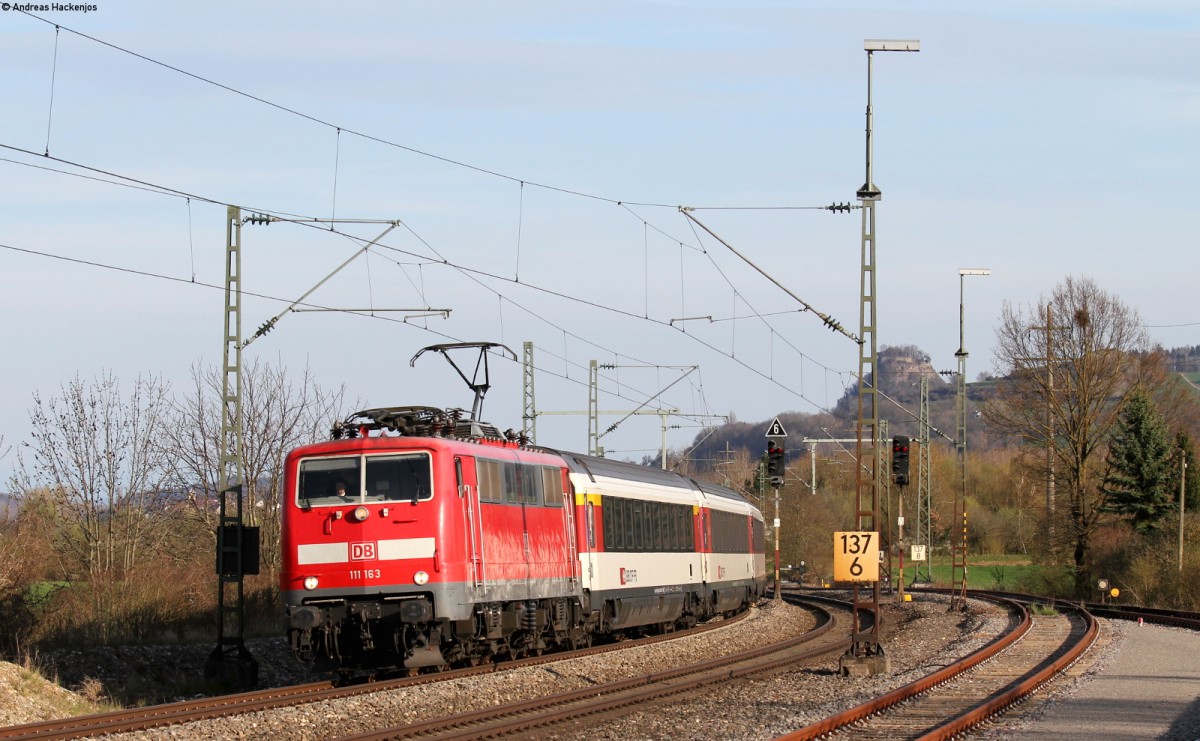 111 163-2 mit dem IC 182 (Zürich HB-Frankfurt(Main)Hbf) in Welschingen 12.4.15