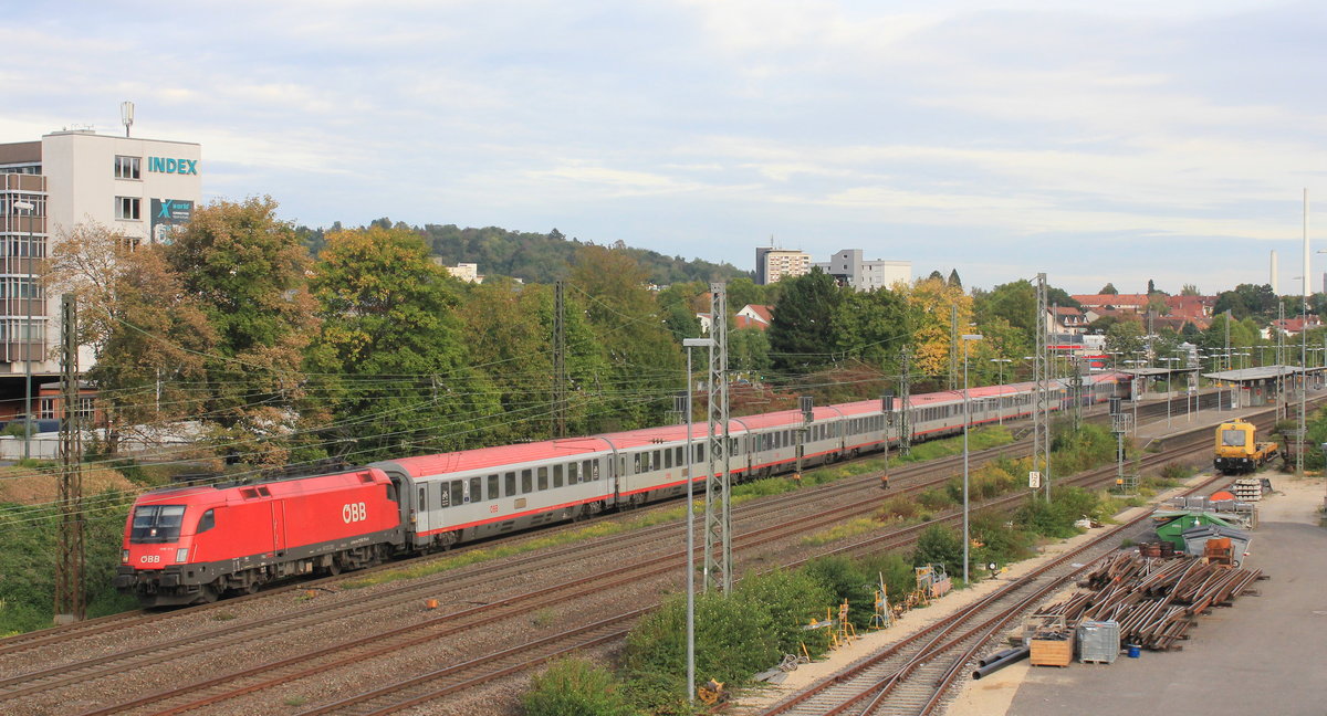 1116 174 mit EC 112 am 22.09.2019 bei Oberesslingen. 