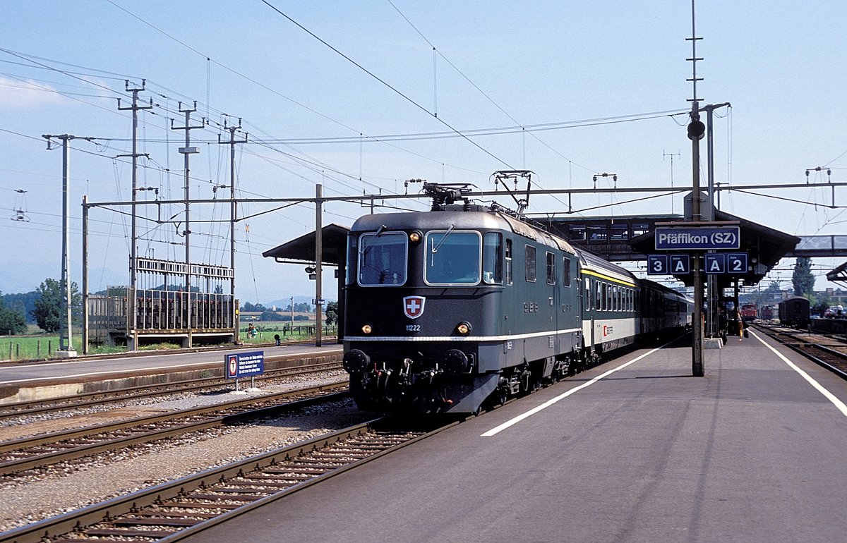 11222  Pfäffikon  06.09.90