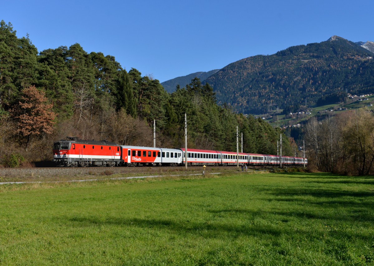 1144 264 mit einem OIC nach Innsbruck am 17.11.2012 bei Terfens.