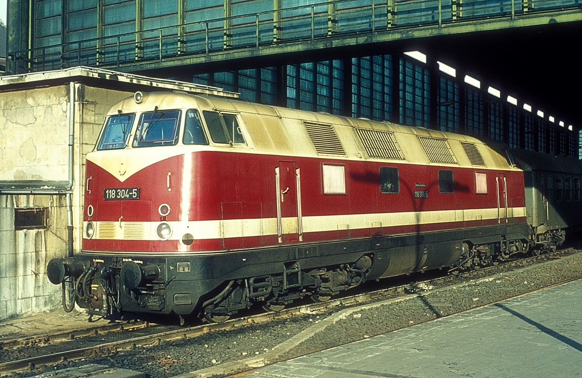  118 304  B. - Zoo  03.04.73  