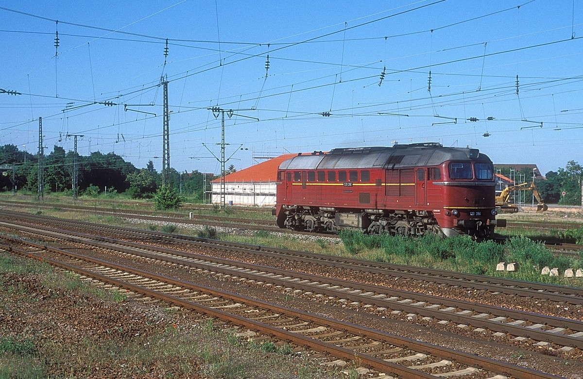  120 286  Graben - Neudorf  14.05.00