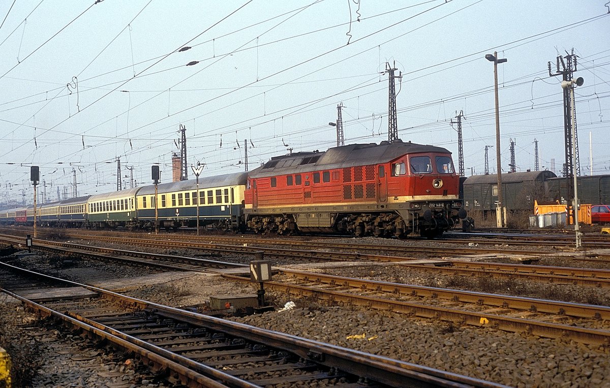 132 148  Halle  12.03.91