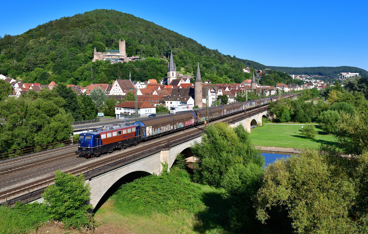 139 287 mit dem Henkelzug am 29.07.2024 bei Gemünden (Main).