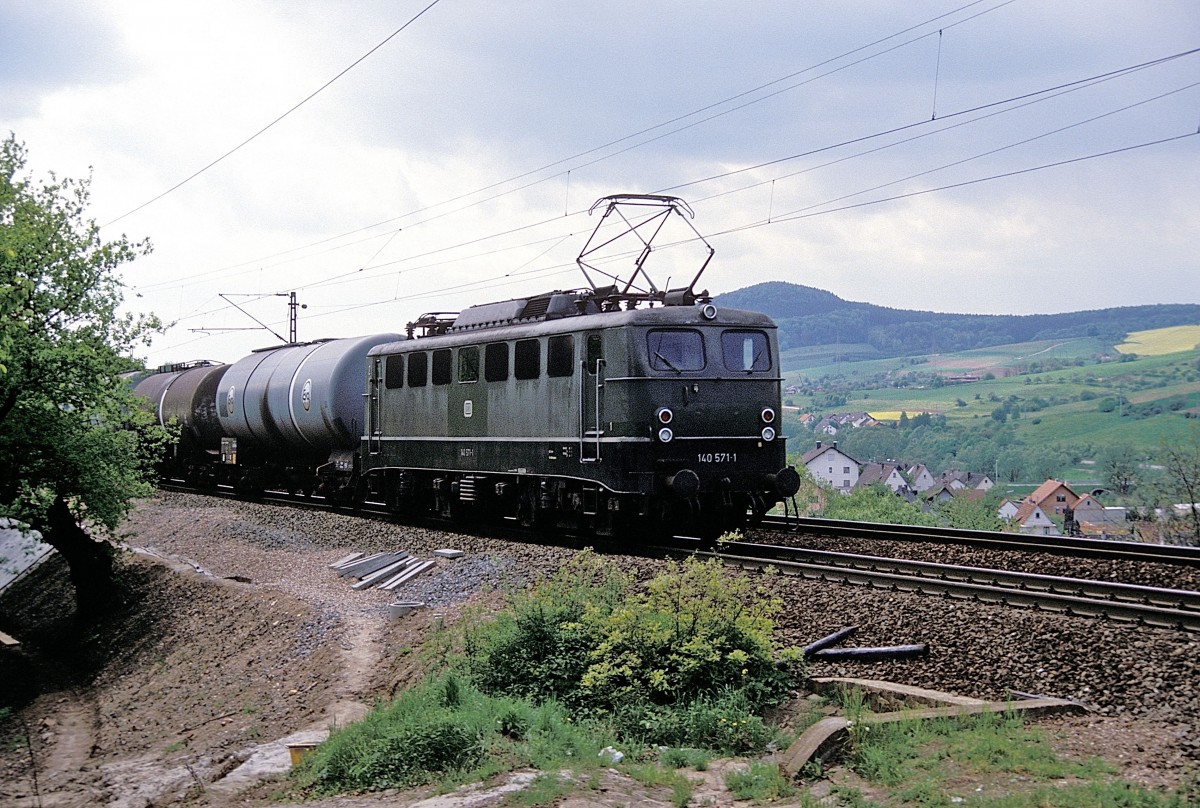  140 571  bei Laufach  20.05.87