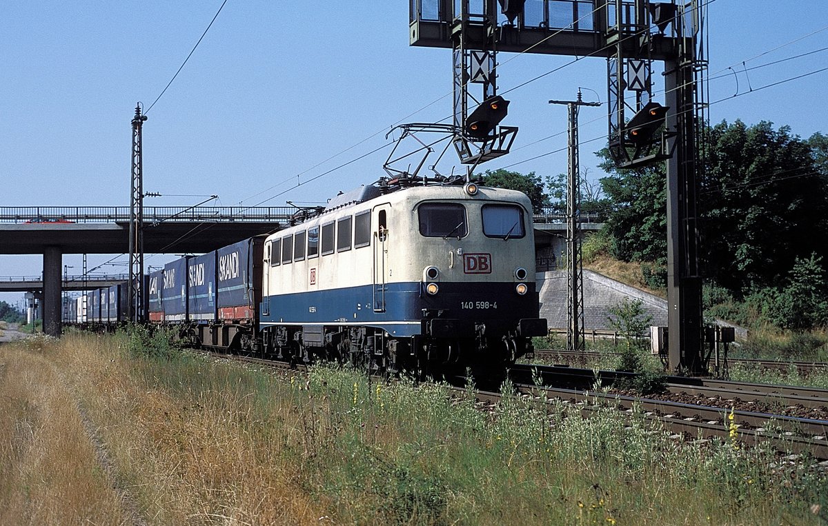  140 598  Graben - Neudorf  01.07.00