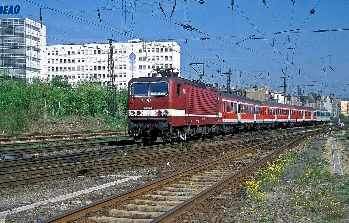  143 844  Halle  27.04.00