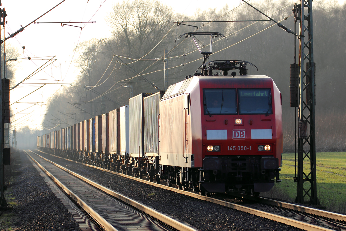 145 050-1 auf der Hamm-Osterfelder Strecke am BÜ 37,285km 22.1.2014