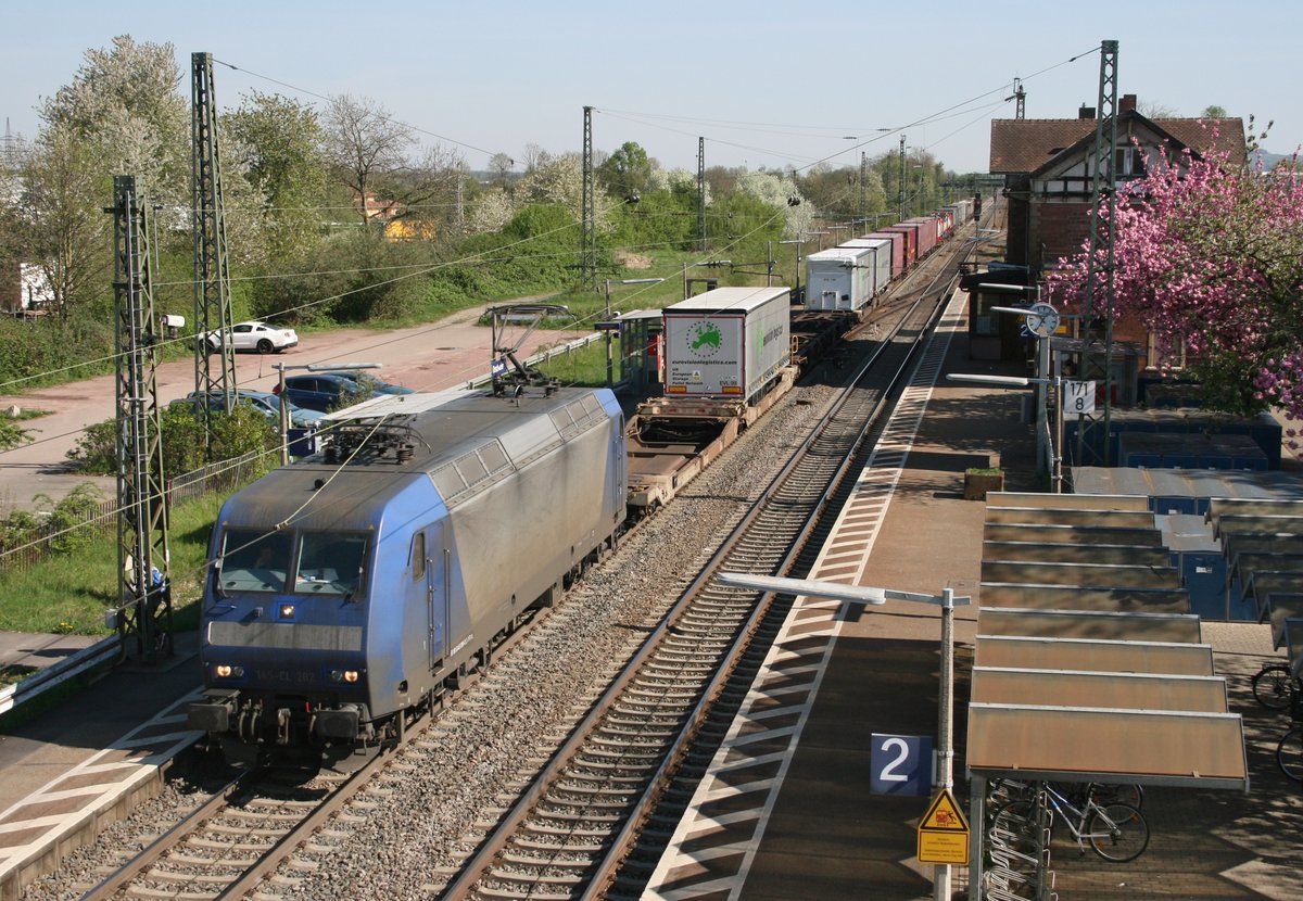 145-CL 202 mit DGS 41591 (Crossrail, Antwerpen–Gallarate) am 19.04.2015 in Orschweier