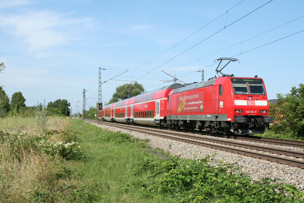 146 116-9 mit einem RE aus Basel nach Offenburg am Nachmittag des 04.08.13 in Buggingen.