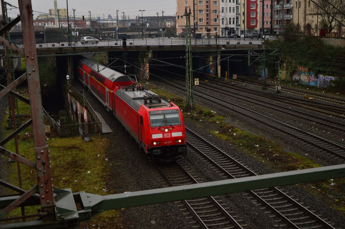 146 257 in Düsseldorf Wehrhahn am Sonntag den 14.2.2016