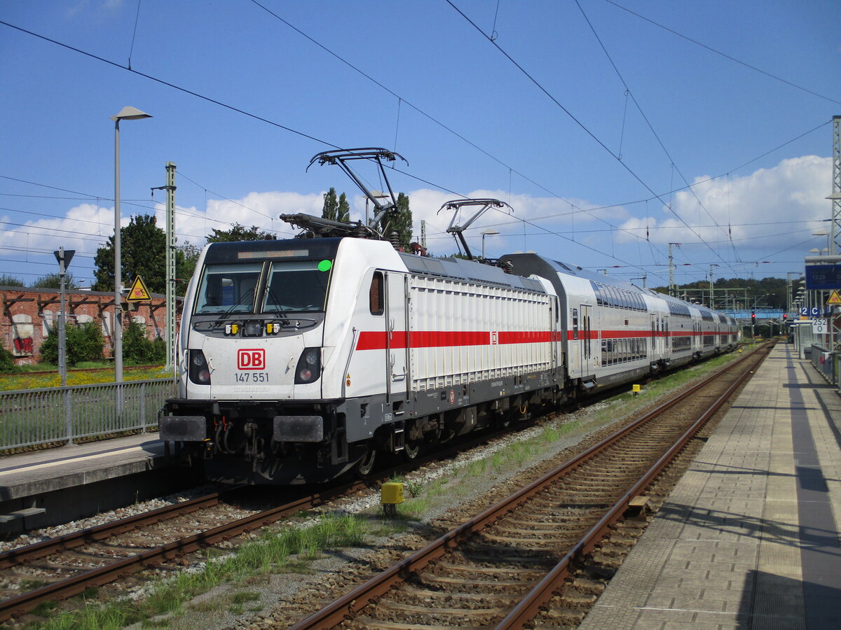 147 551 beim Richtungswechsel wechselten die Stromabnehmer,am 19.August 2024,in Bergen/Rügen.