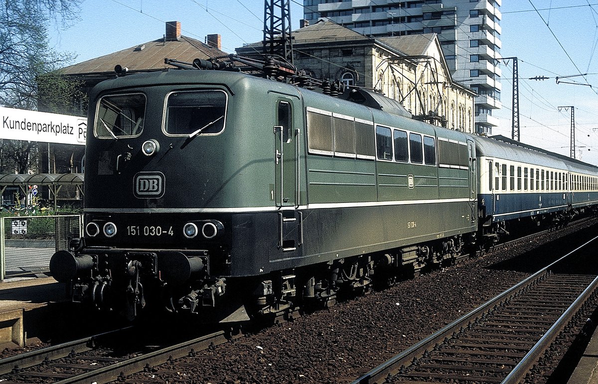 151 030  Fürth  15.04.88