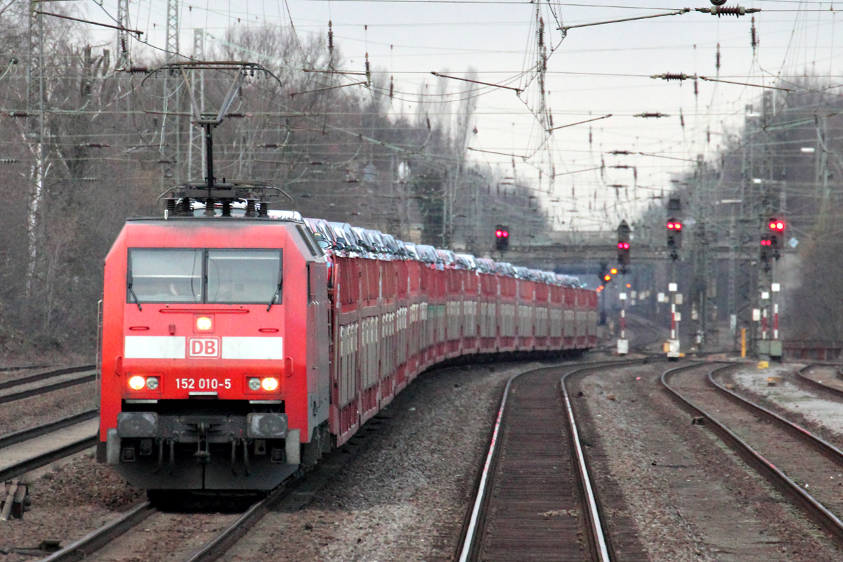 152 010-5 in Recklinghausen-Süd 4.3.2015