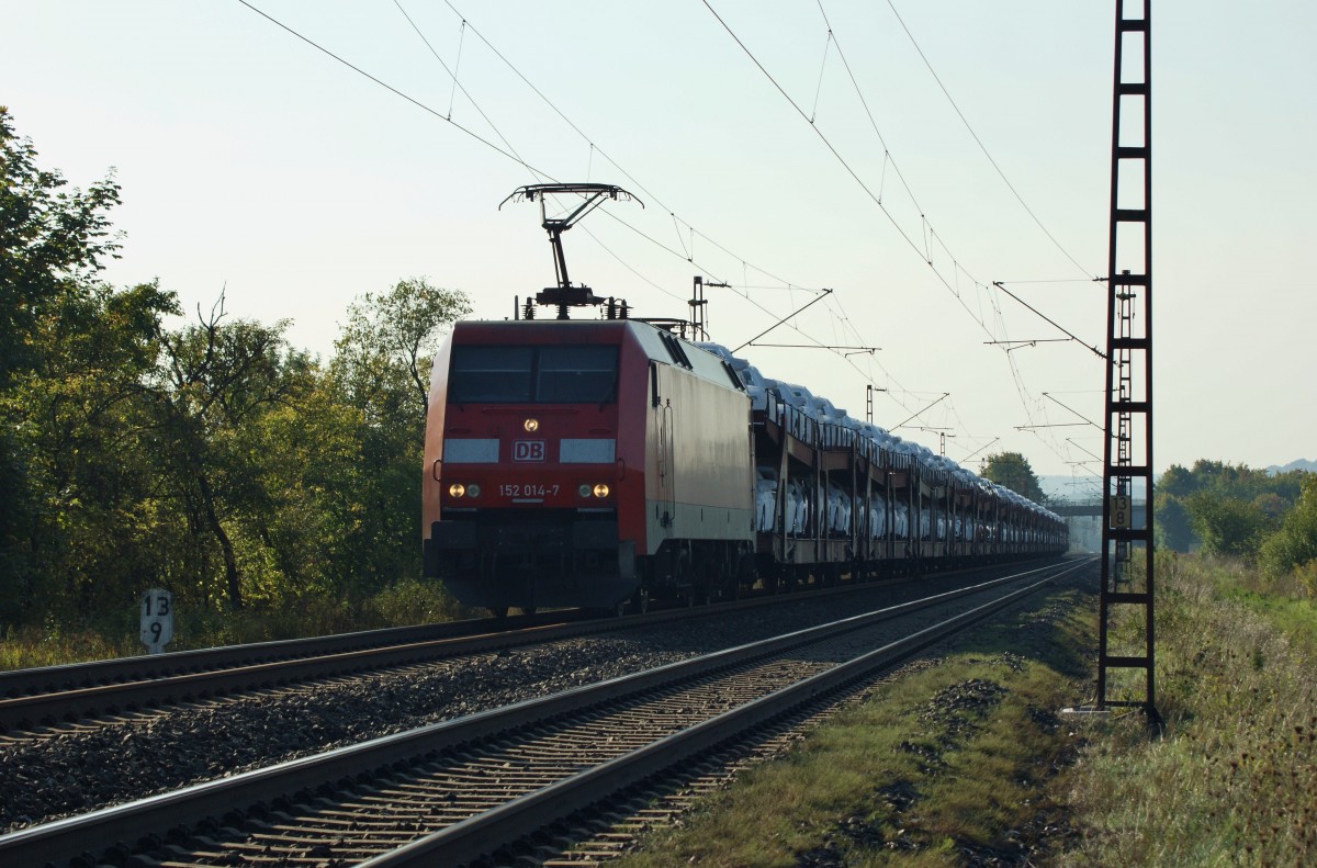 152 014-7 mit einer Ladung Audis am 02.10.13.