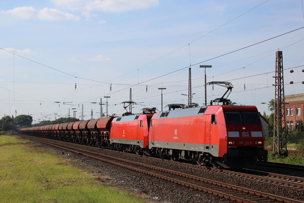 152 109 + 152 140 am 31.07.2015 in Hilden