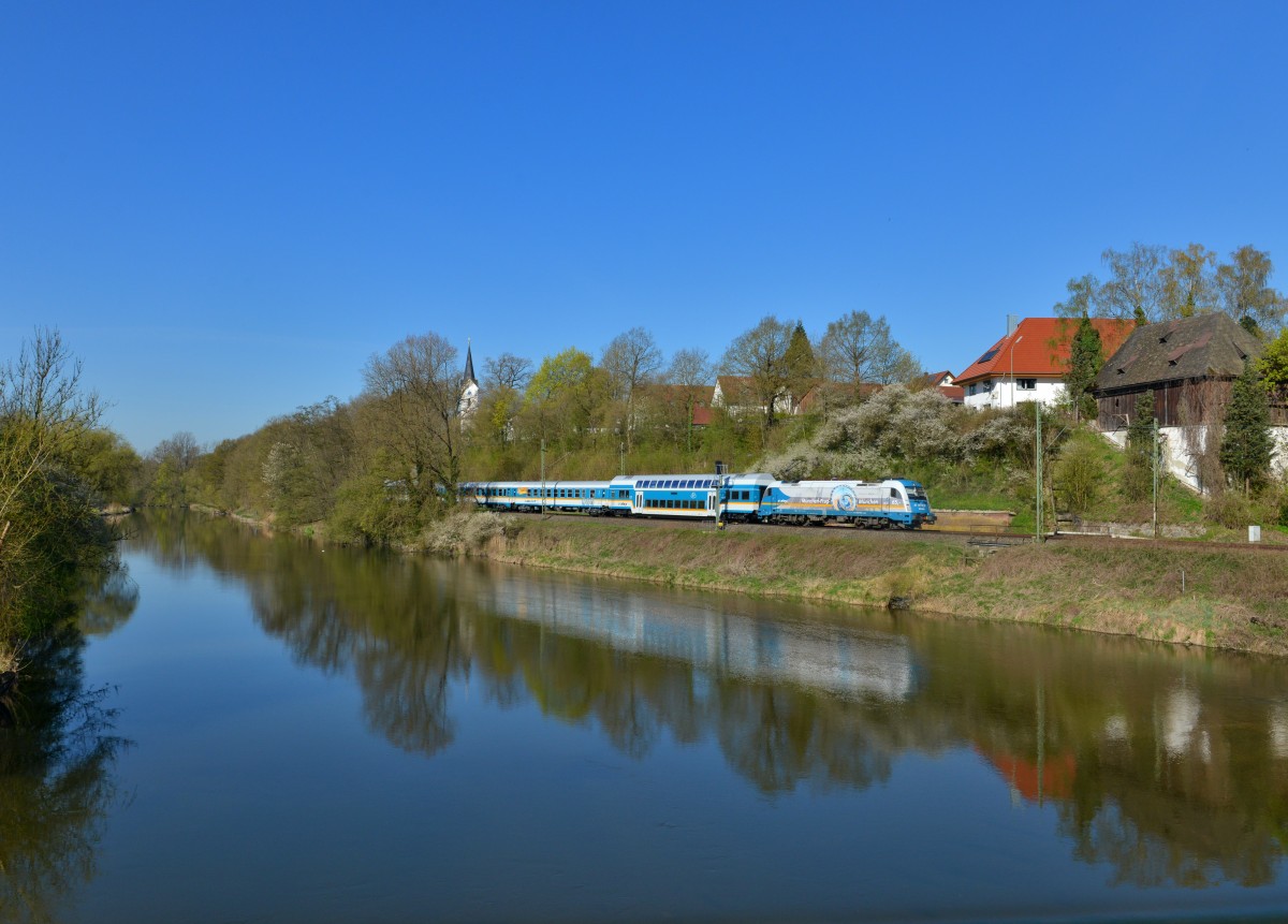 183 004 mit ALX 84104 am 21.04.2015 bei Moosburg. 