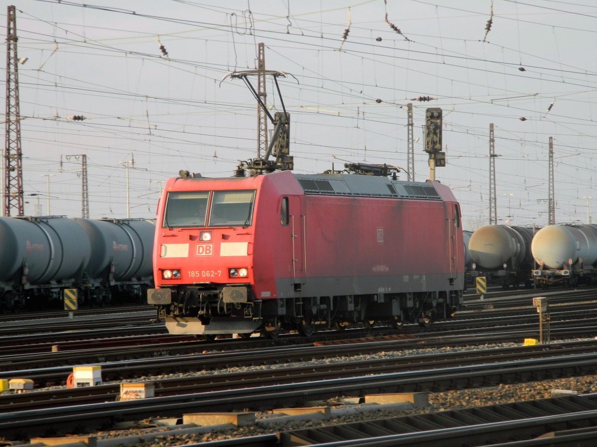 185 062 setzt am 27.02.2016 in Großkorbetha um.