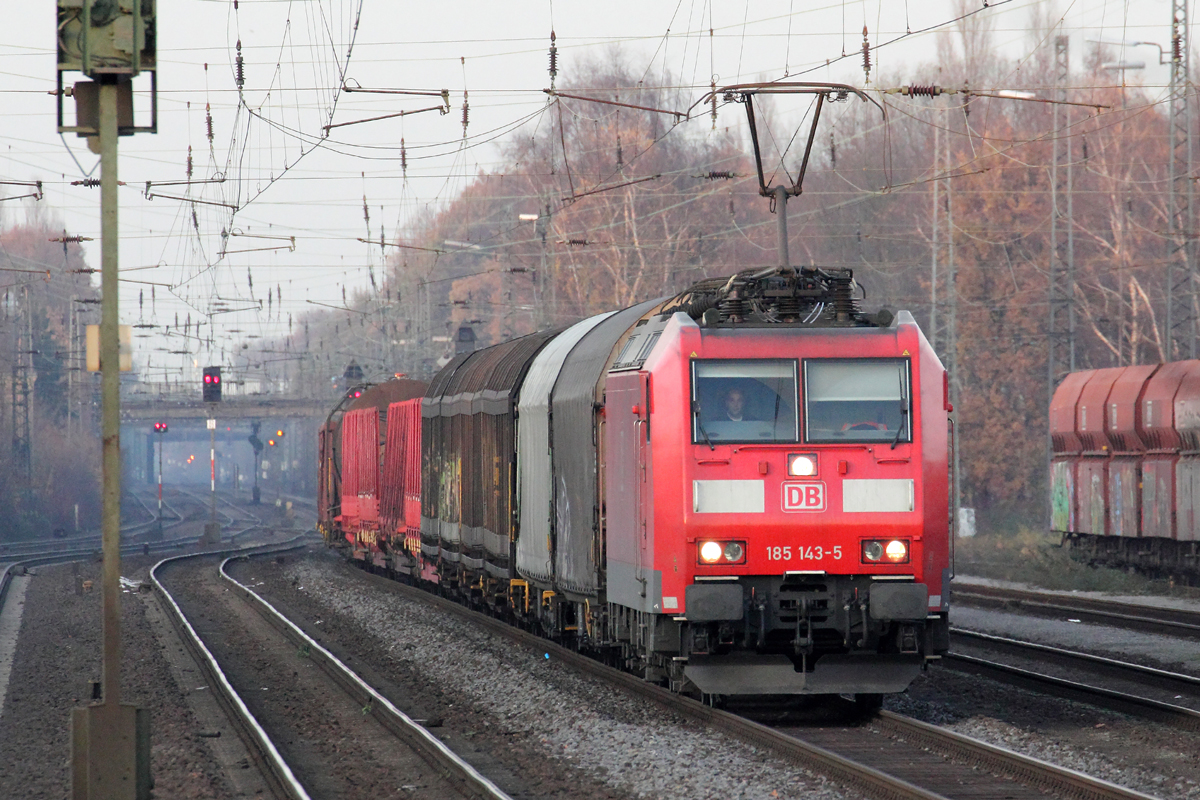 185 143-5 in Recklinghausen-Süd 3.12.2013