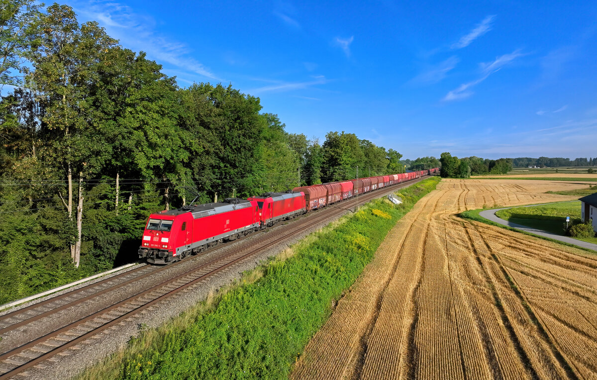 185 295 + 185 xxx mit einem Erzzug am 25.07.2024 bei Schwarzwöhr.